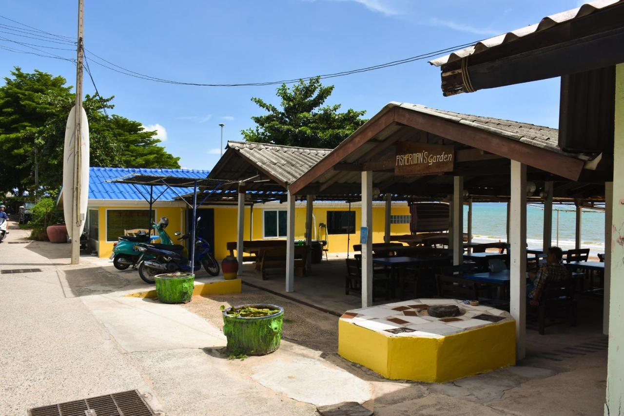 Whale Marina Condominium Na Chom Thian Buitenkant foto